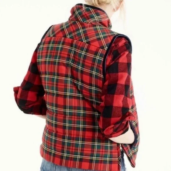 New nwt J.Crew Tartan Plaid Mountain Puffer Vest small - Picture 7 of 13